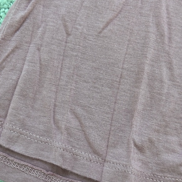 Tshirt - Picture 5 of 5